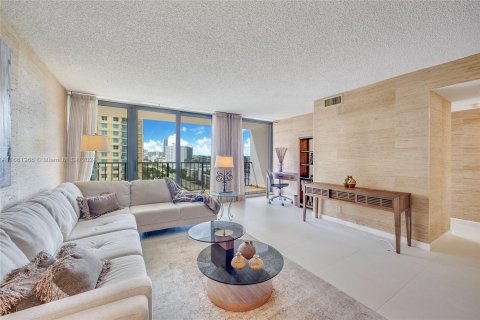 Condominio en venta en Hollywood, Florida, 2 dormitorios, 115.2 m2 № 1372510 - foto 6