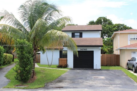 Villa ou maison à vendre à Miami, Floride: 3 chambres, 144 m2 № 1348790 - photo 3