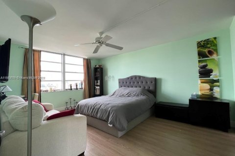 Condo in Aventura, Florida, 2 bedrooms  № 1162394 - photo 8