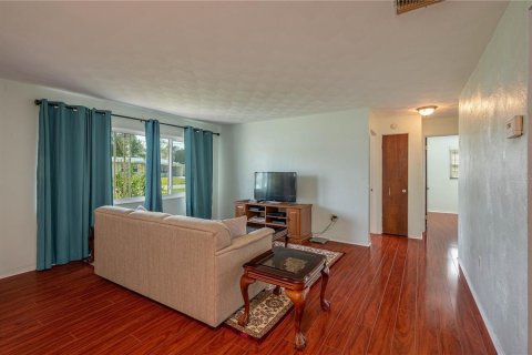 Casa en venta en Sebring, Florida, 2 dormitorios, 101.26 m2 № 933718 - foto 11