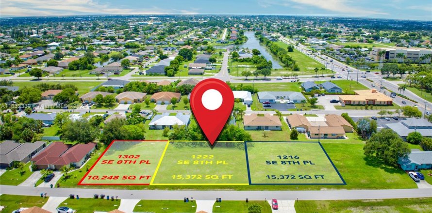 Immobilier commercial à Cape Coral, Floride № 1293068