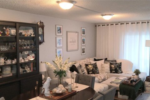 Condo in Boca Raton, Florida, 1 bedroom  № 1293031 - photo 7