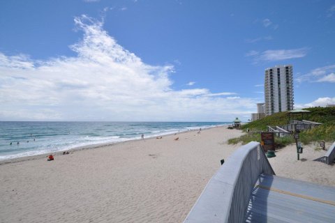 Condo in Boca Raton, Florida, 3 bedrooms  № 1216232 - photo 1