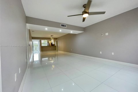 Condominio en venta en Davie, Florida, 2 dormitorios, 128.67 m2 № 908526 - foto 12