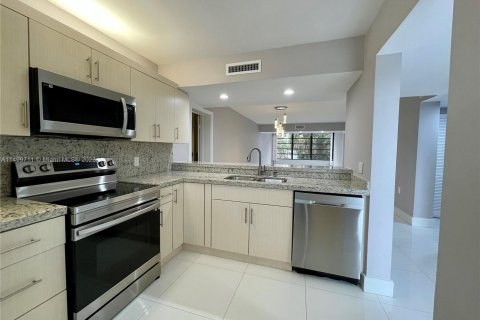 Condominio en venta en Davie, Florida, 2 dormitorios, 128.67 m2 № 908526 - foto 6