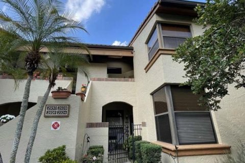 Condominio en venta en Orlando, Florida, 3 dormitorios, 135.64 m2 № 1289928 - foto 1