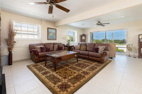 Villa ou maison à vendre à Tavernier, Floride: 4 chambres, 173.54 m2 № 983514 - photo 7