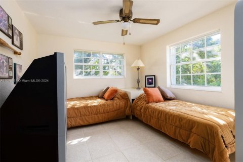 House in Tavernier, Florida 4 bedrooms, 173.54 sq.m. № 983514 - photo 23