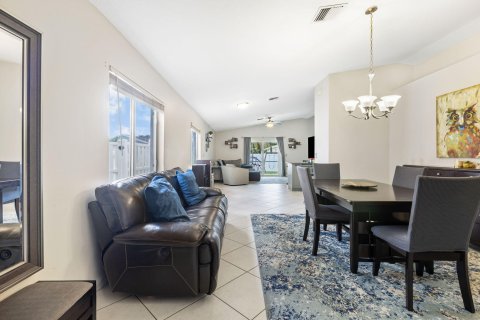 Villa ou maison à vendre à Deerfield Beach, Floride: 4 chambres, 151.43 m2 № 1096687 - photo 19