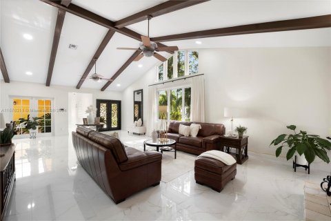 Casa en venta en Palmetto Bay, Florida, 3 dormitorios, 325.16 m2 № 1145728 - foto 25