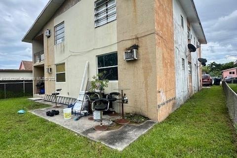 Commercial property in Miami, Florida 264.03 sq.m. № 1325233 - photo 15