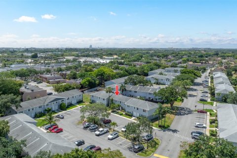 Adosado en venta en Davie, Florida, 3 dormitorios, 124.49 m2 № 1181420 - foto 4