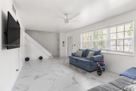 Touwnhouse à vendre à Davie, Floride: 3 chambres, 124.49 m2 № 1181420 - photo 17