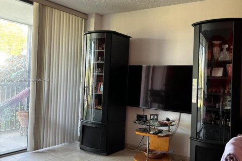 Copropriété à vendre à Aventura, Floride: 3 chambres, 137.68 m2 № 1181319 - photo 27