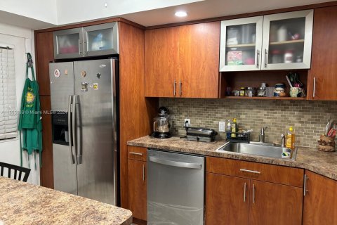 Condo in Aventura, Florida, 3 bedrooms  № 1181319 - photo 15