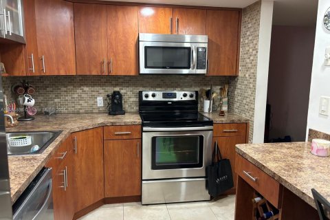 Condo in Aventura, Florida, 3 bedrooms  № 1181319 - photo 30