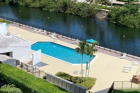 Copropriété à vendre à Aventura, Floride: 3 chambres, 137.68 m2 № 1181319 - photo 7