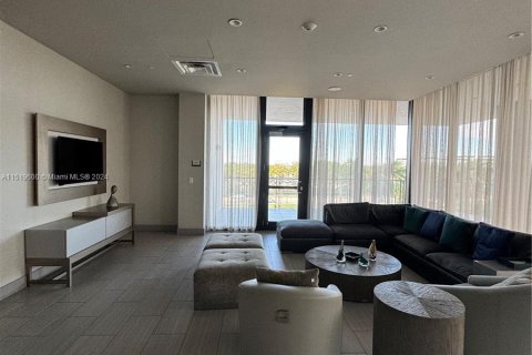 Condominio en venta en Doral, Florida, 1 dormitorio, 72.19 m2 № 967326 - foto 29