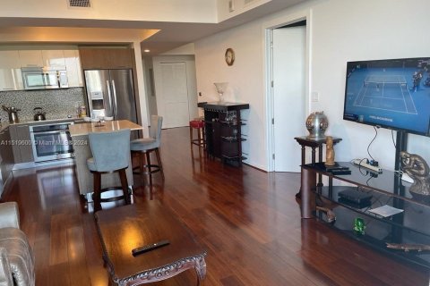 Condominio en venta en Doral, Florida, 1 dormitorio, 72.19 m2 № 967326 - foto 7