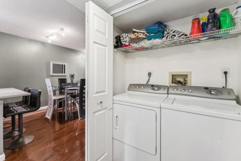 Condominio en venta en Tamarac, Florida, 2 dormitorios, 94.76 m2 № 910037 - foto 7