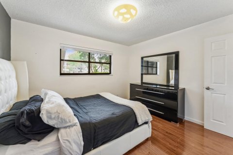 Condominio en venta en Tamarac, Florida, 2 dormitorios, 94.76 m2 № 910037 - foto 6