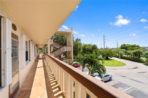 Condominio en venta en Deerfield Beach, Florida, 2 dormitorios, 91.32 m2 № 1345954 - foto 24