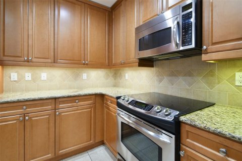 Condo in Orlando, Florida, 2 bedrooms  № 1284724 - photo 7