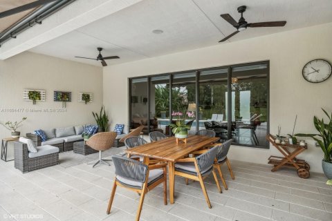 Villa ou maison à vendre à Davie, Floride: 6 chambres, 378.48 m2 № 1240461 - photo 10