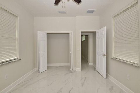 Villa ou maison à vendre à Ocala, Floride: 4 chambres, 218.88 m2 № 1354771 - photo 21