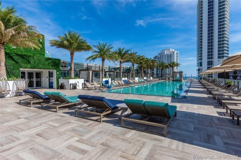 Copropriété à vendre à Hollywood, Floride: 2 chambres, 98.48 m2 № 1145612 - photo 21