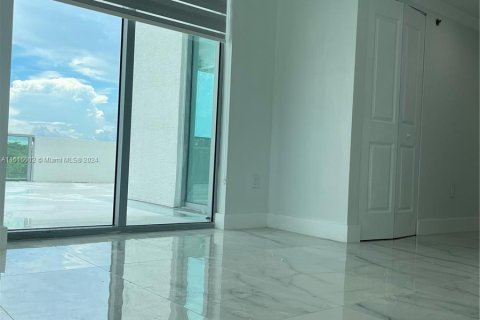 Condominio en venta en Sunrise, Florida, 3 dormitorios, 145.86 m2 № 1237617 - foto 20