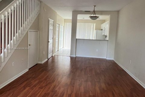 Adosado en venta en Plantation, Florida, 2 dormitorios, 118.91 m2 № 1173391 - foto 2