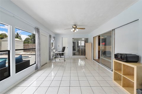 Casa en venta en Margate, Florida, 3 dormitorios, 205.41 m2 № 1189918 - foto 22