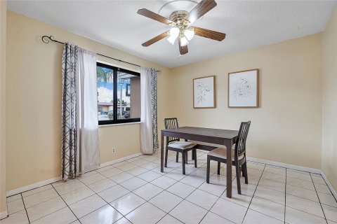 Casa en venta en Margate, Florida, 3 dormitorios, 205.41 m2 № 1189918 - foto 26