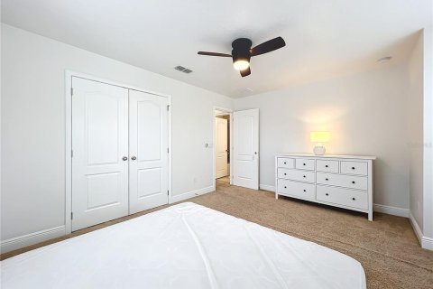 Casa en venta en Orlando, Florida, 5 dormitorios, 289.67 m2 № 1091217 - foto 30