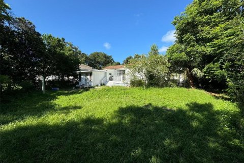 Casa en venta en DeLand, Florida, 4 dormitorios, 85.28 m2 № 1339236 - foto 9