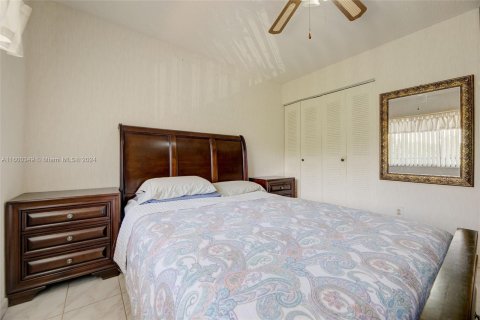 Copropriété à vendre à Tamarac, Floride: 2 chambres, 106.09 m2 № 1215296 - photo 28