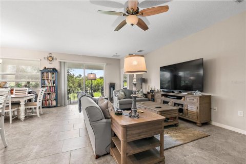 Villa ou maison à vendre à DeLand, Floride: 4 chambres, 190.91 m2 № 1287791 - photo 8