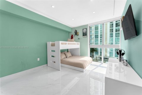 Condominio en venta en Sunny Isles Beach, Florida, 3 dormitorios, 175.77 m2 № 1176628 - foto 18