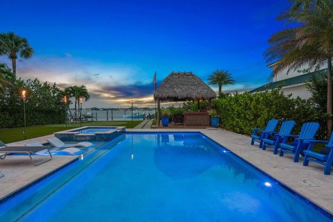 Villa ou maison à vendre à Jupiter, Floride: 5 chambres, 328.32 m2 № 1185517 - photo 3