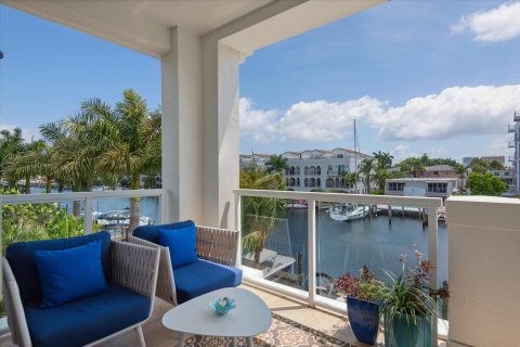 Condominio en venta en Fort Lauderdale, Florida, 3 dormitorios, 228.35 m2 № 1118005 - foto 4
