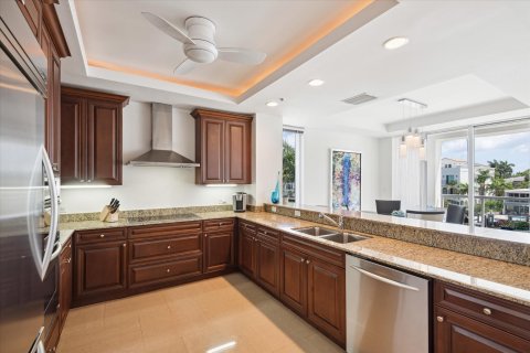 Condominio en venta en Fort Lauderdale, Florida, 3 dormitorios, 228.35 m2 № 1118005 - foto 13
