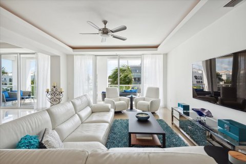 Condominio en venta en Fort Lauderdale, Florida, 3 dormitorios, 228.35 m2 № 1118005 - foto 15