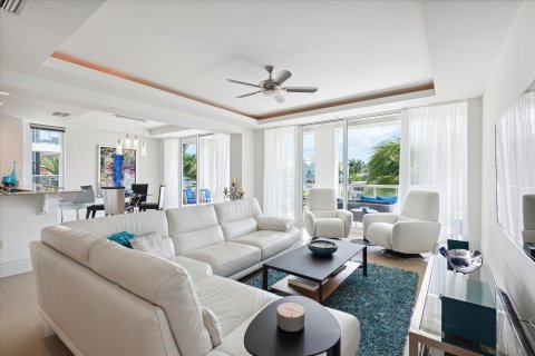 Condominio en venta en Fort Lauderdale, Florida, 3 dormitorios, 228.35 m2 № 1118005 - foto 23