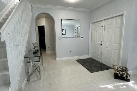 Casa en venta en Miami, Florida, 4 dormitorios, 249.35 m2 № 1295060 - foto 29