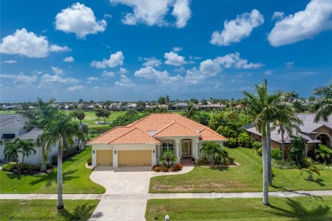 Casa en venta en Punta Gorda, Florida, 3 dormitorios, 207.73 m2 № 1354960 - foto 1