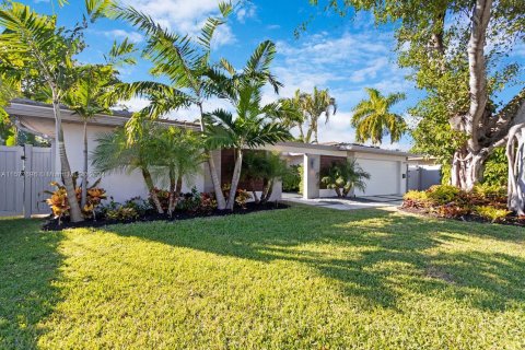 Villa ou maison à vendre à Fort Lauderdale, Floride: 3 chambres, 161.37 m2 № 1132155 - photo 5