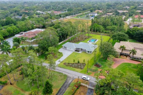 Villa ou maison à vendre à Parkland, Floride: 5 chambres, 250.37 m2 № 1180577 - photo 1