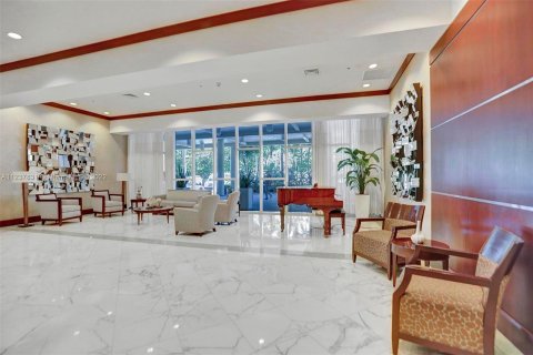 Condominio en venta en Sunny Isles Beach, Florida, 1 dormitorio, 92.9 m2 № 24611 - foto 4