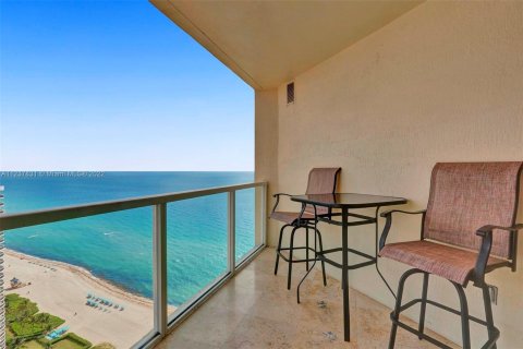 Condominio en venta en Sunny Isles Beach, Florida, 1 dormitorio, 92.9 m2 № 24611 - foto 5
